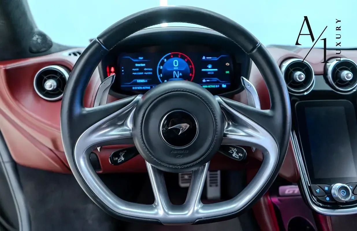 2022 McLaren GT  photo 3
