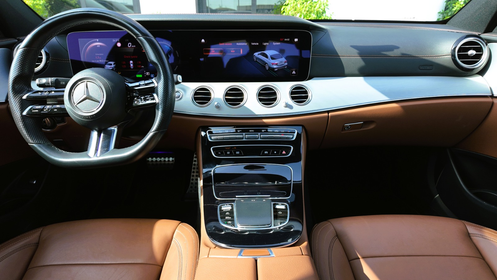 2022 Mercedes-Benz E 200 photo 3