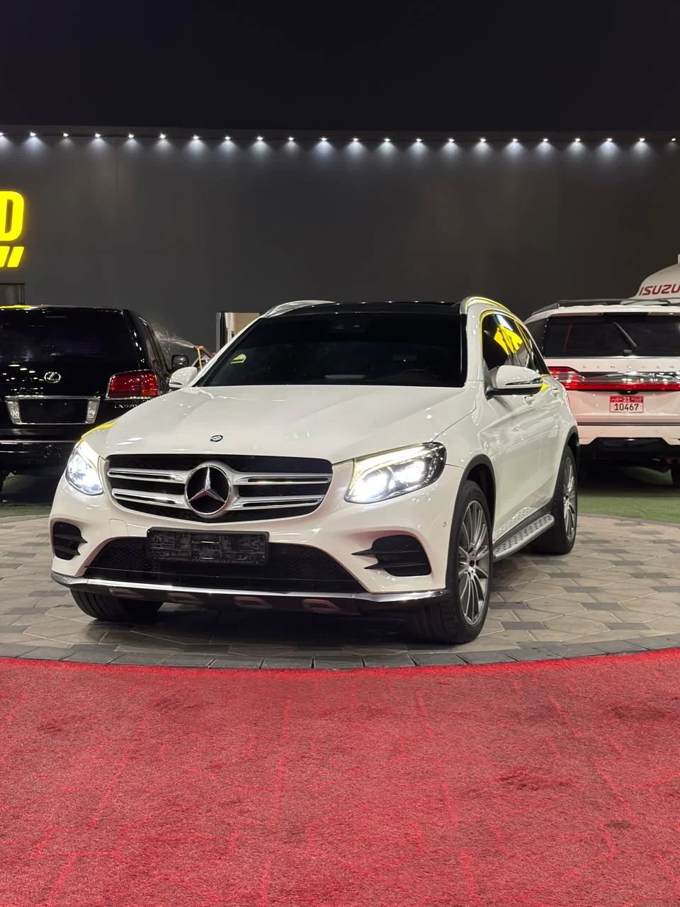 2016 Mercedes-Benz GLC 300 photo 2
