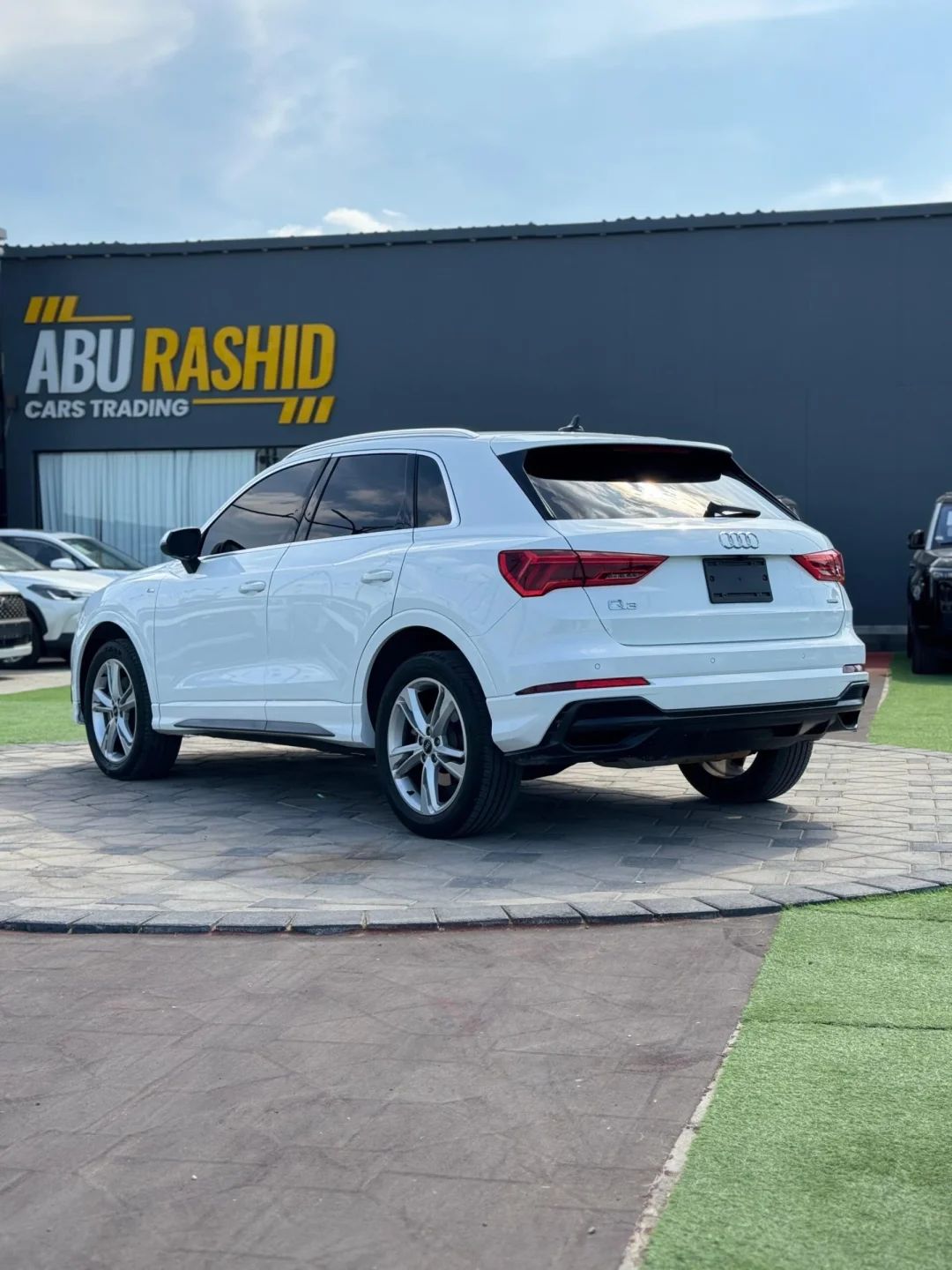 2022 Audi Q3 photo 5