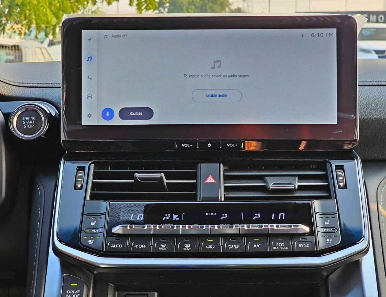 2026 Toyota Land Cruiser VXR photo 3