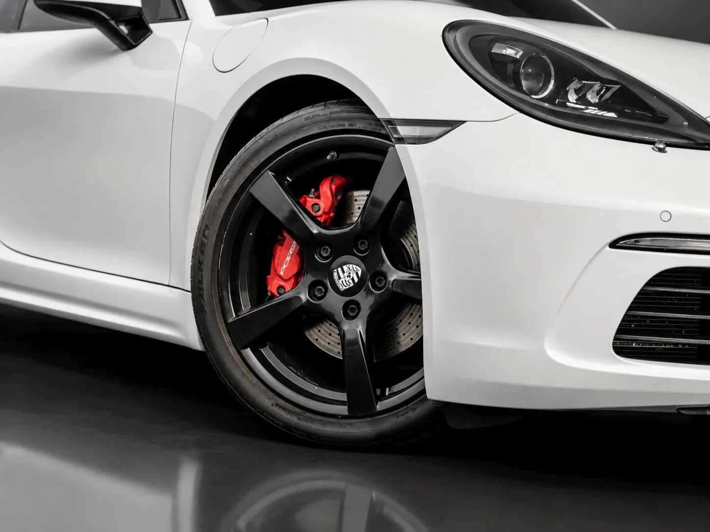 2017 Porsche 718 Cayman S photo 3
