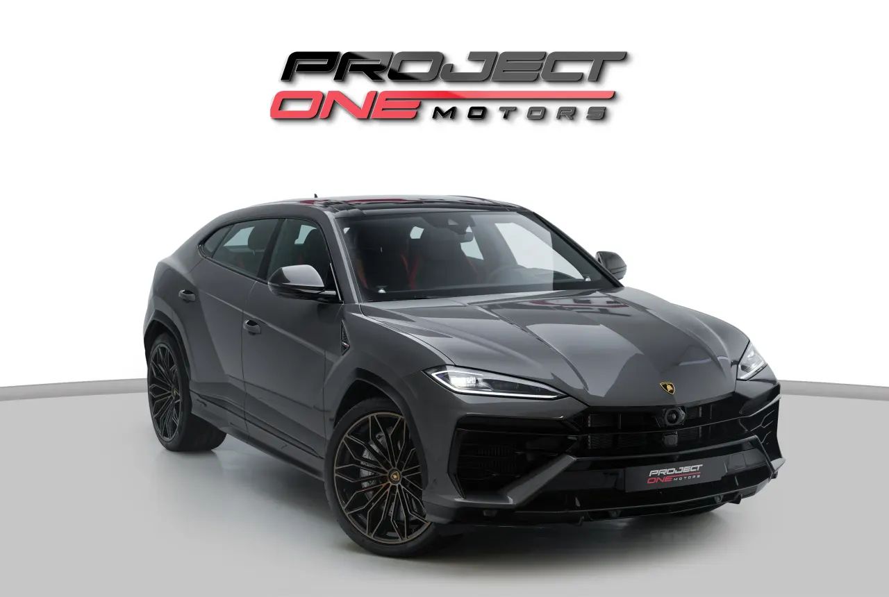 2025 Lamborghini Urus photo 2