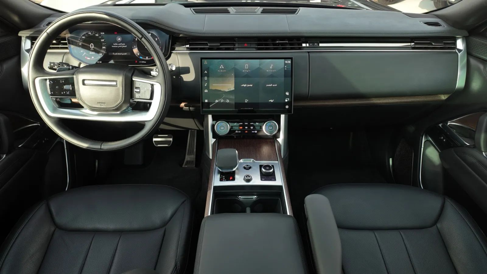 2023 Land Rover Range Rover photo 2