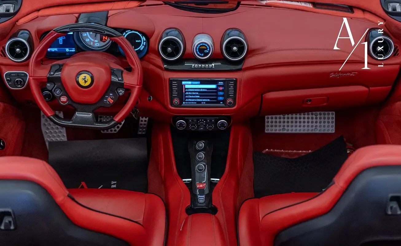 2016 Ferrari California photo 3