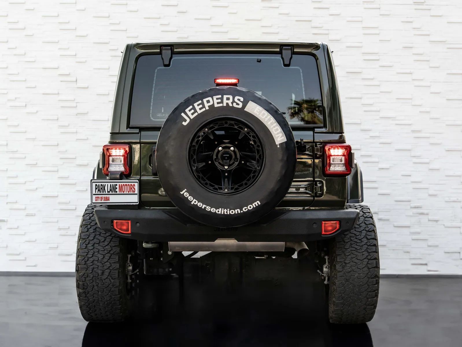 2021 Jeep Wrangler photo 2