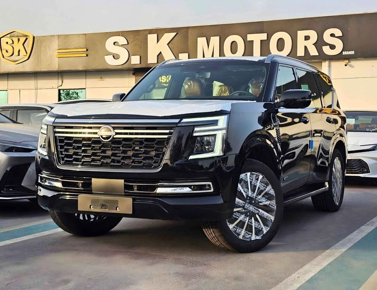 2026 Nissan Patrol LE Platinum City photo 2