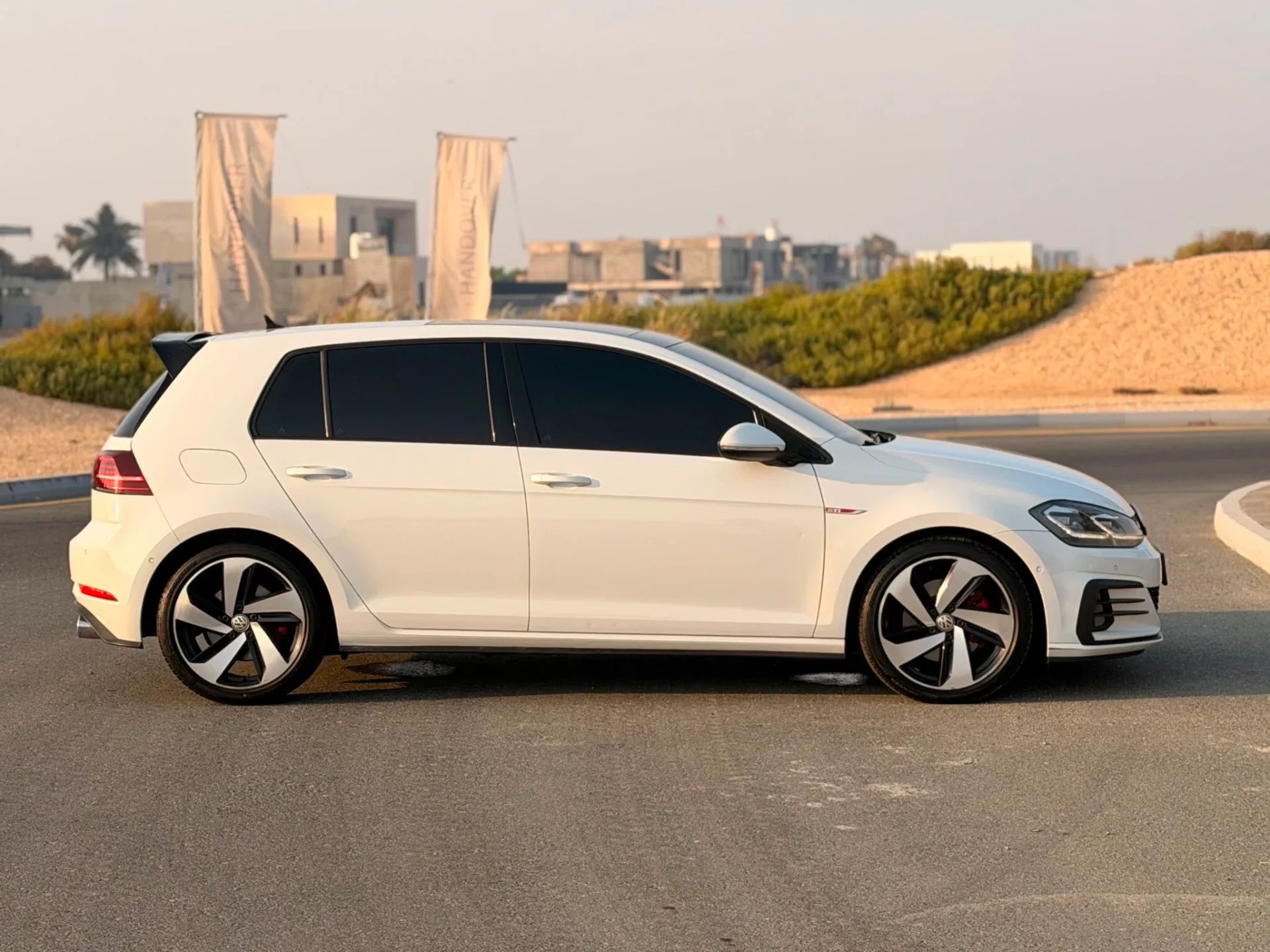 2018 Volkswagen Golf GTI  photo 2
