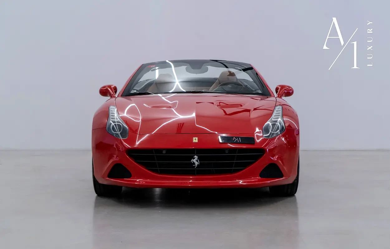 2016 Ferrari California photo 2