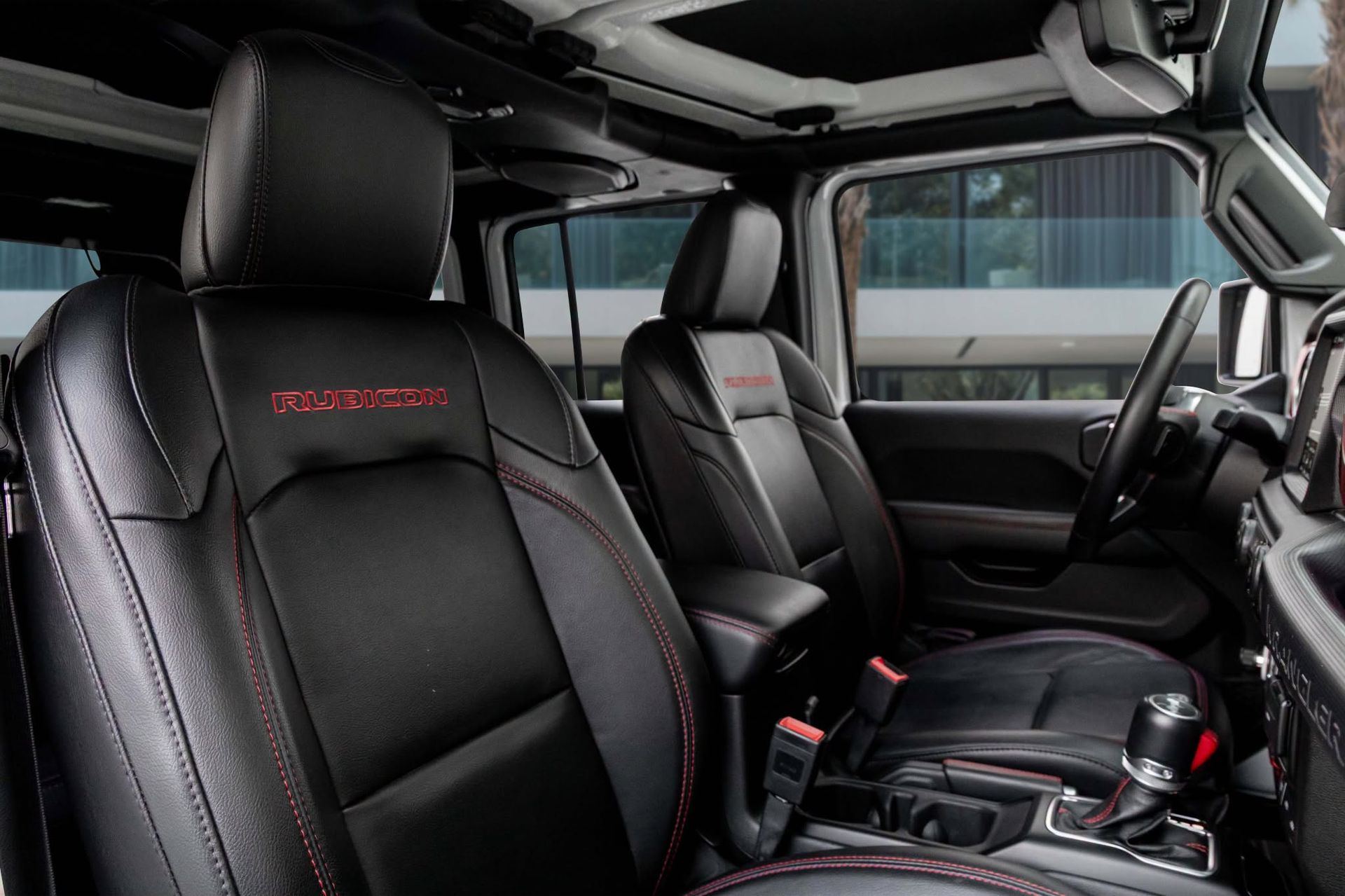 2023 Jeep Wrangler photo 5