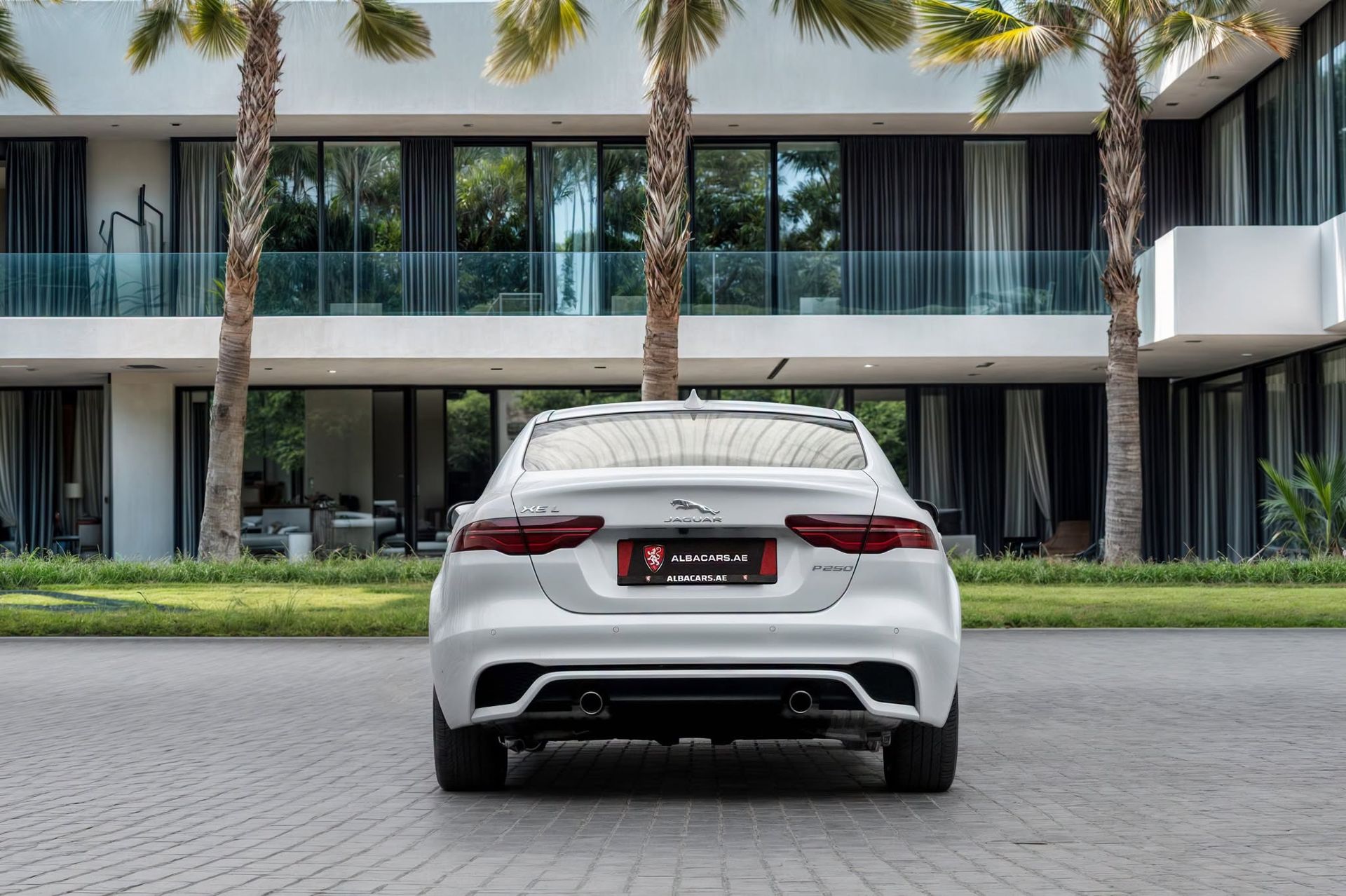 2025 Jaguar XE photo 5