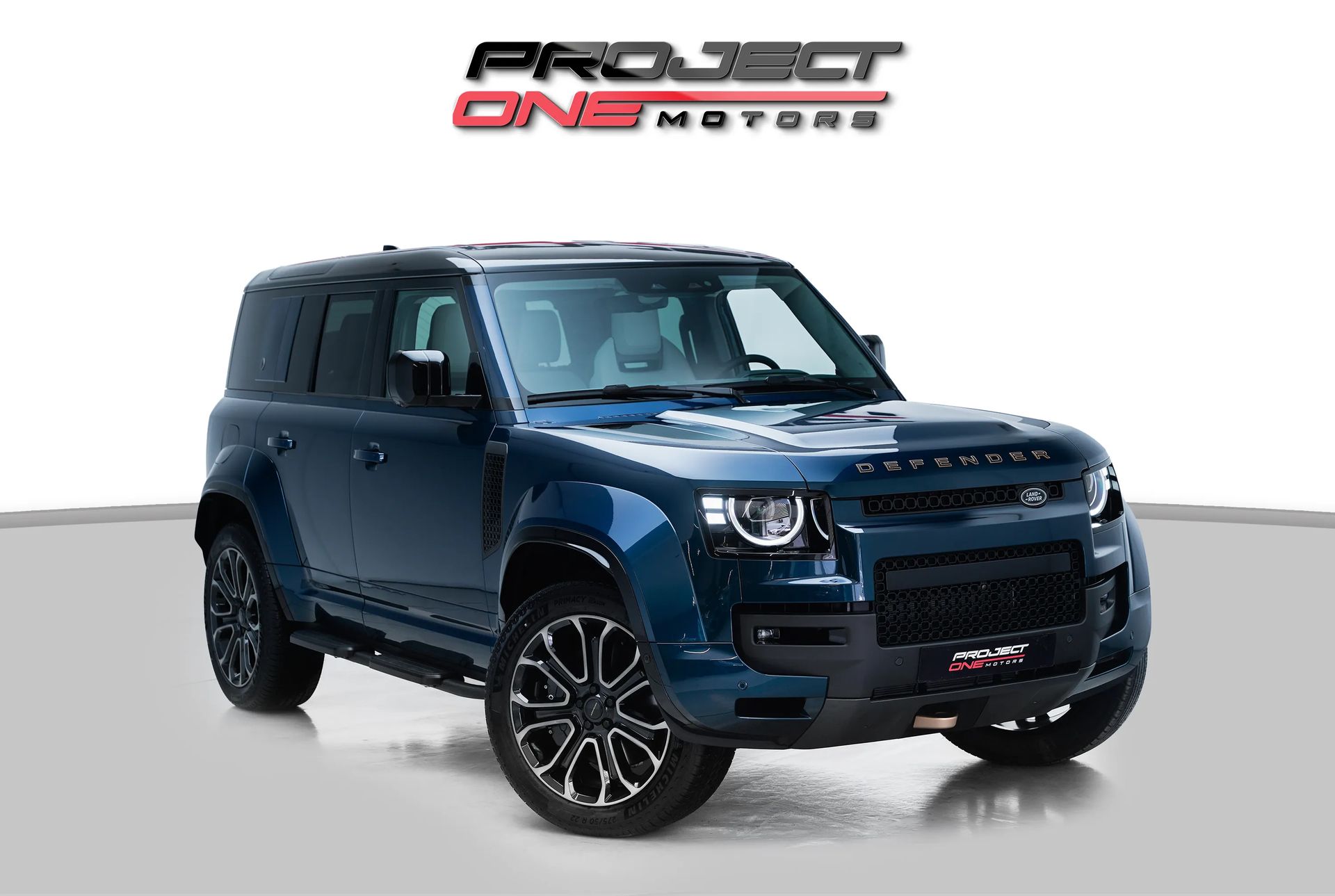 2026 Land Rover Defender photo 2