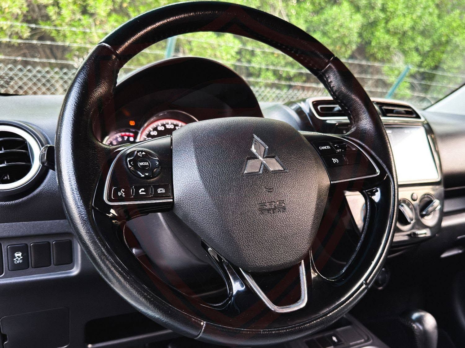 2022 Mitsubishi Attrage photo 4