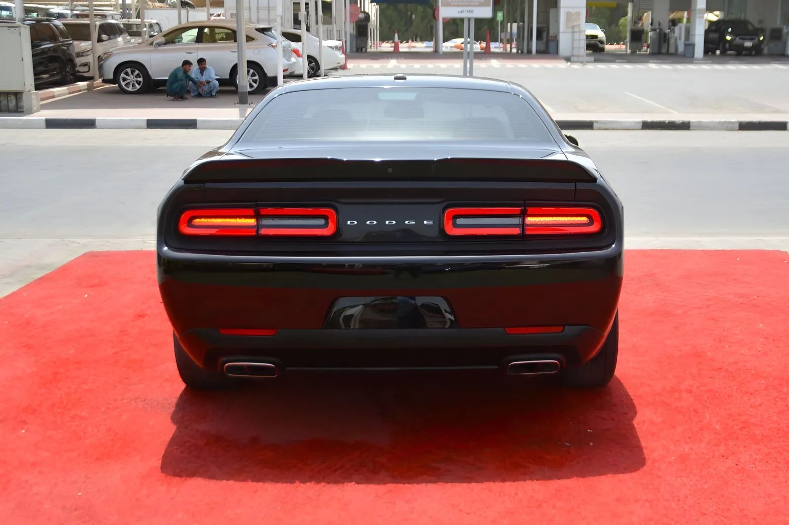 2021 Dodge Challenger photo 5