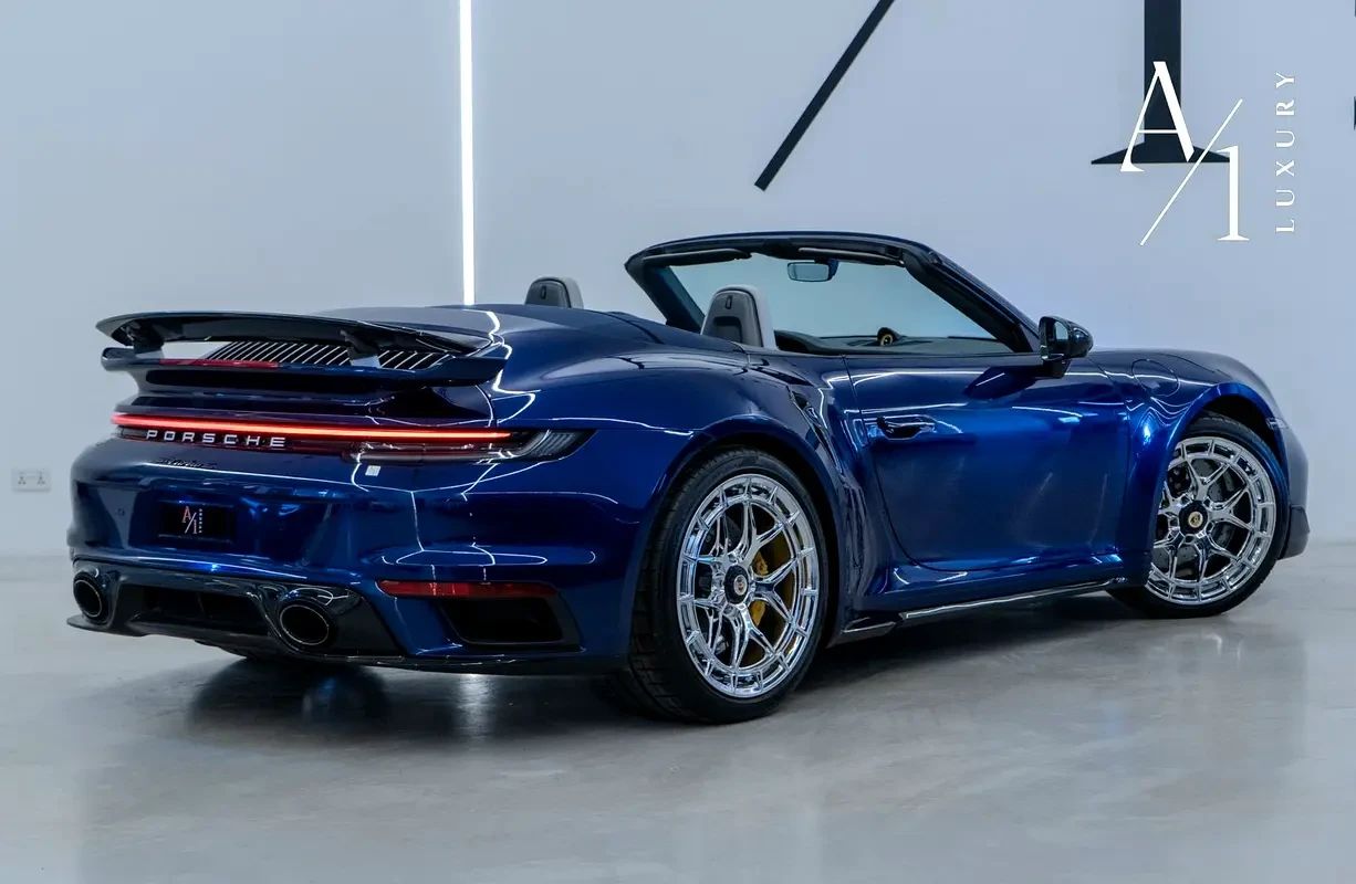 2022 Porsche 911 Turbo S photo 5