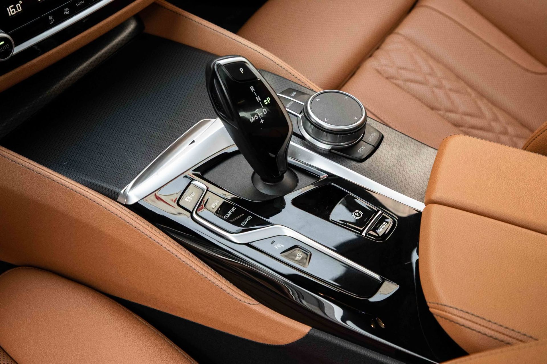 2022 BMW 520i photo 4