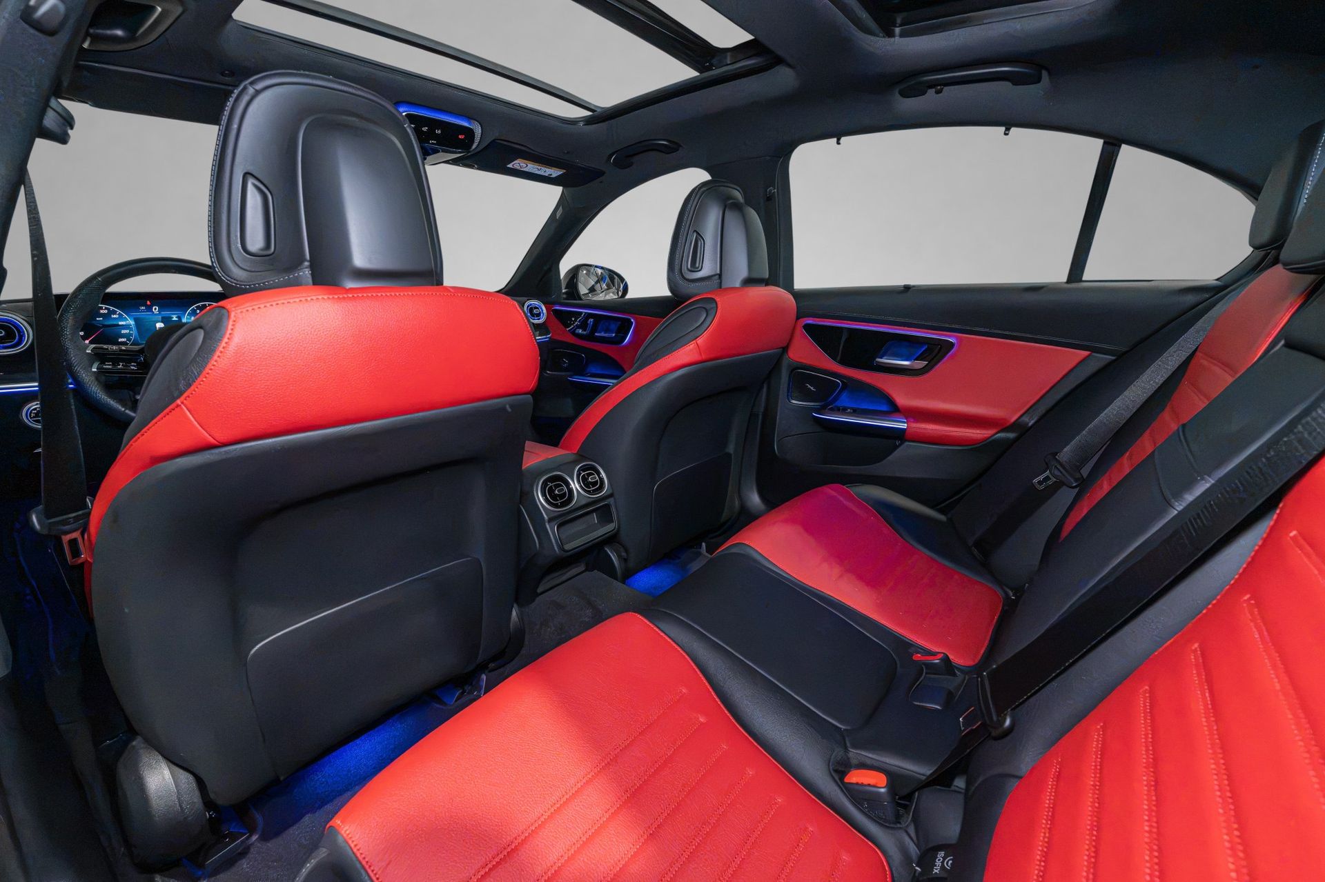 2025 Mercedes-Benz C-Class photo 5