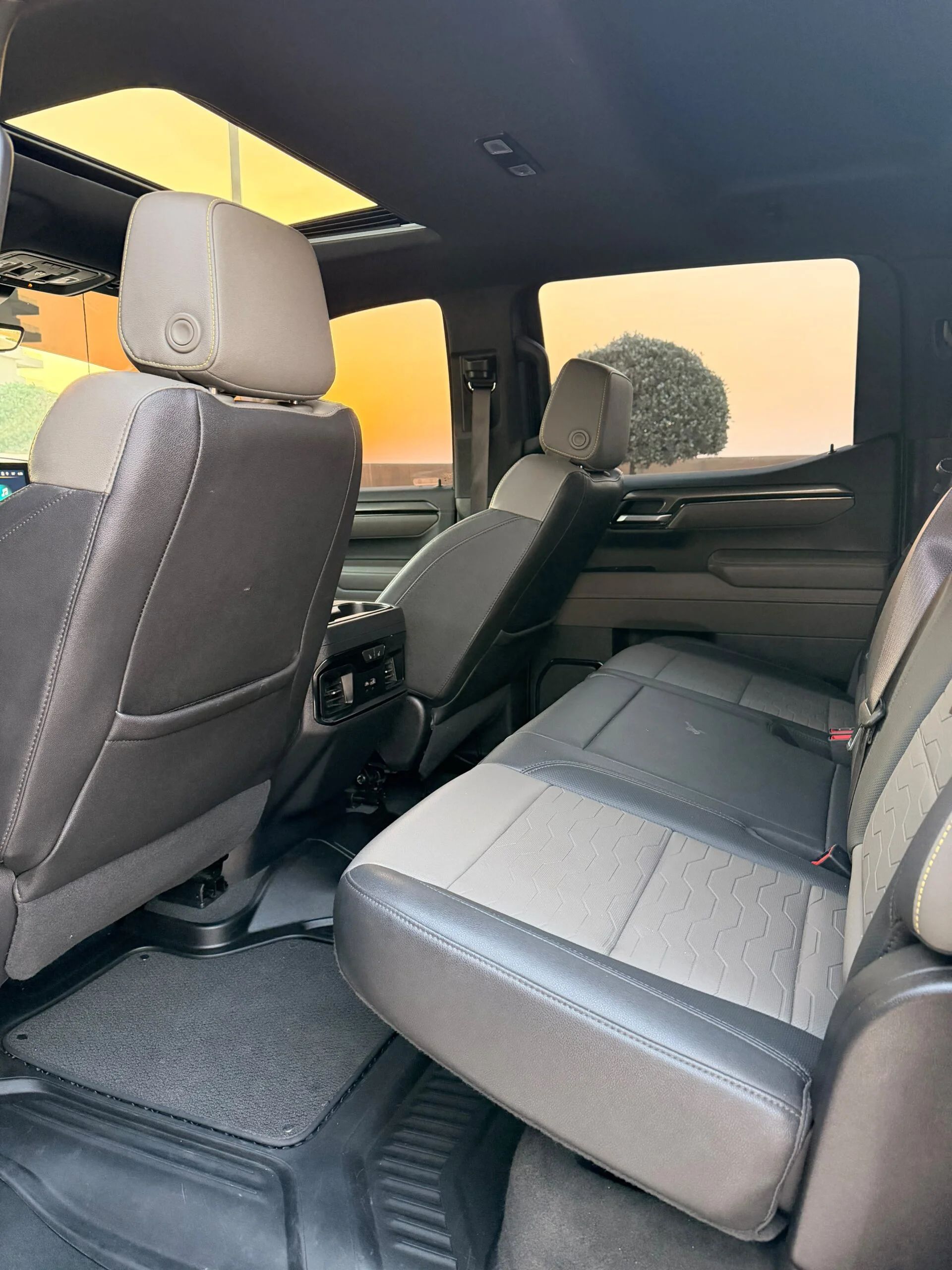 2023 Chevrolet Silverado ZR2 photo 4
