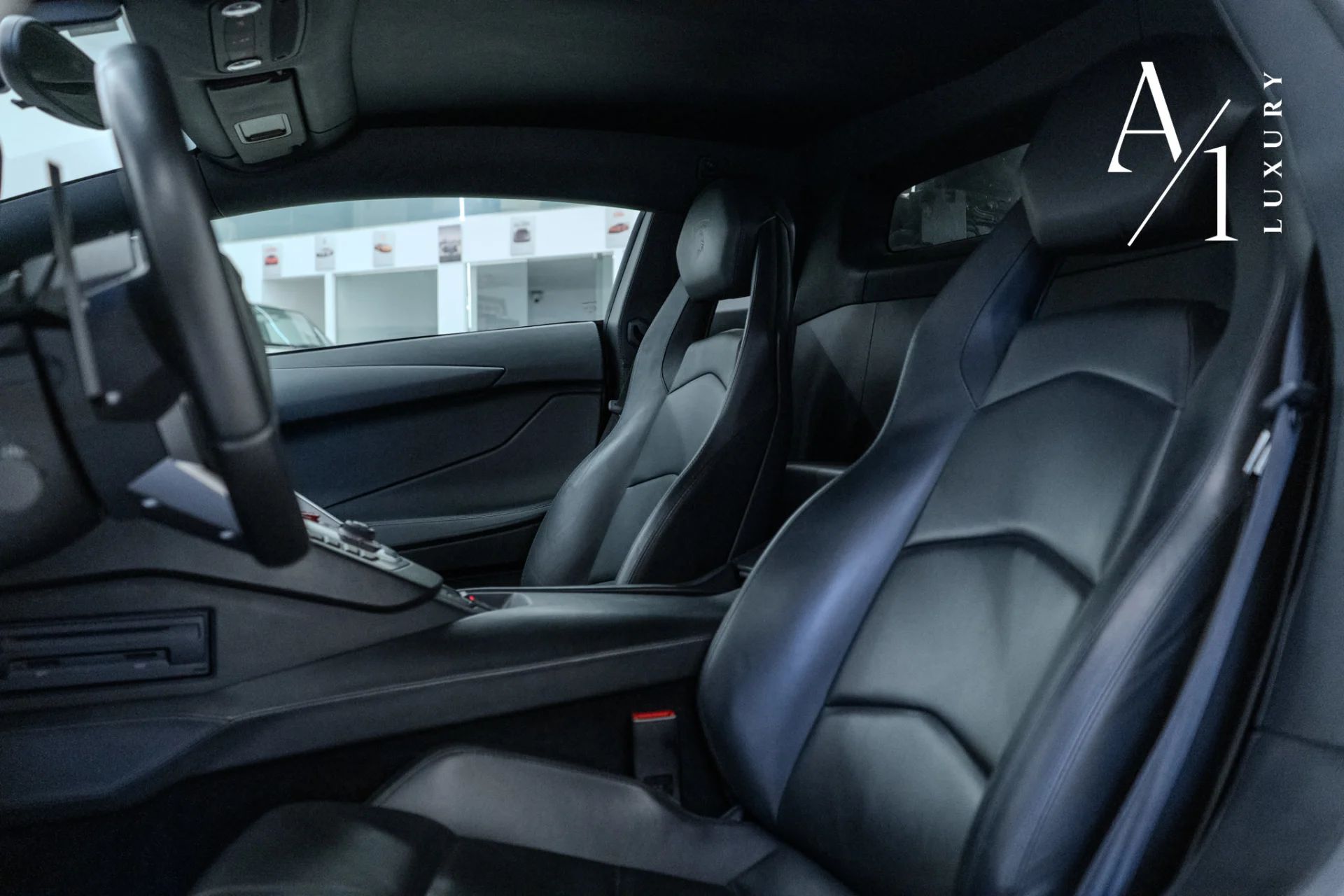 2012 Lamborghini Aventador photo 4