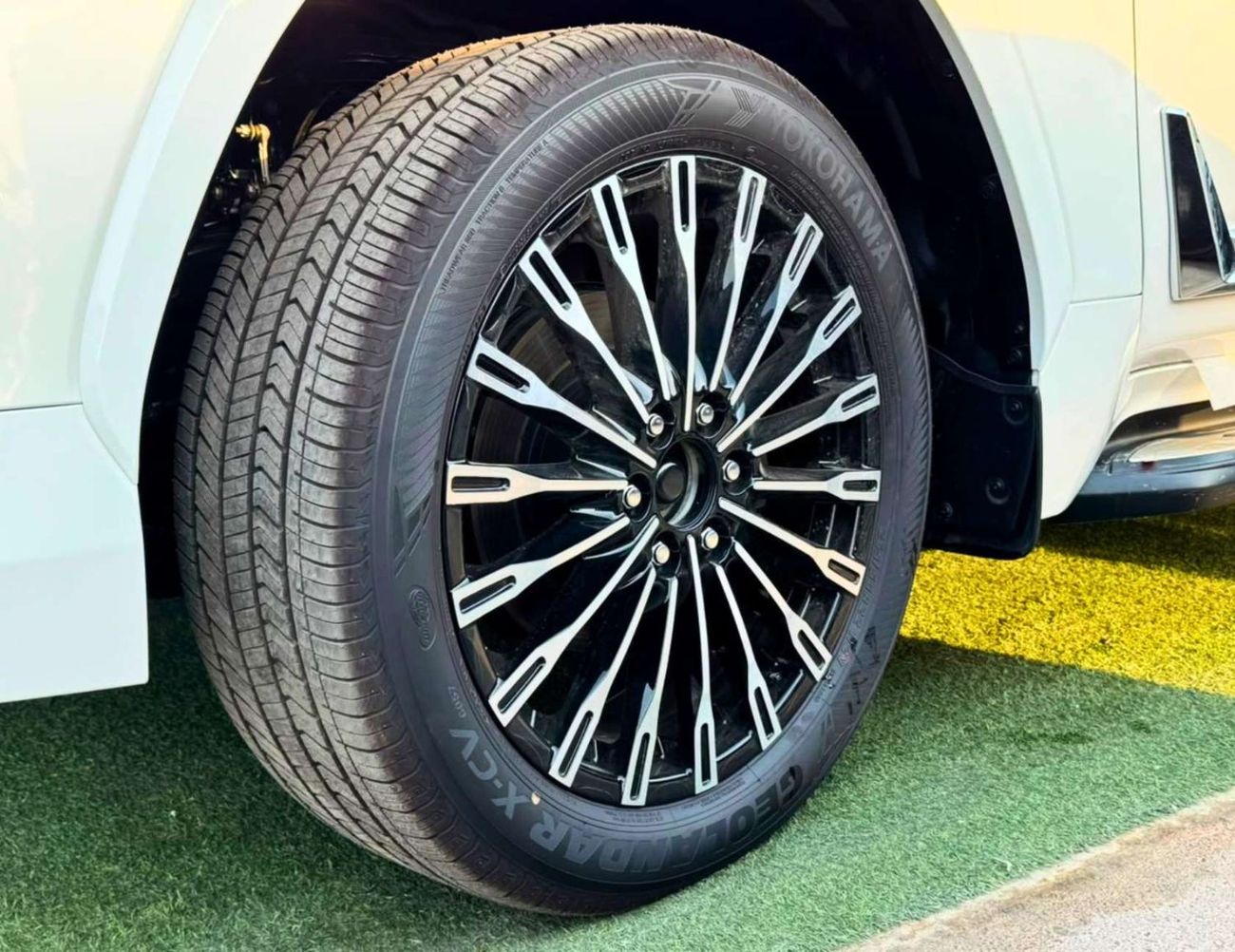 2026 Lexus LX photo 4