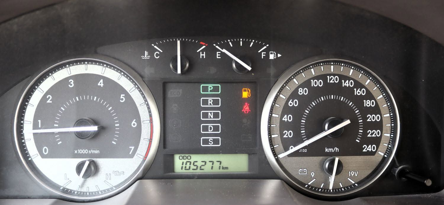 2020 Toyota Land Cruiser photo 4