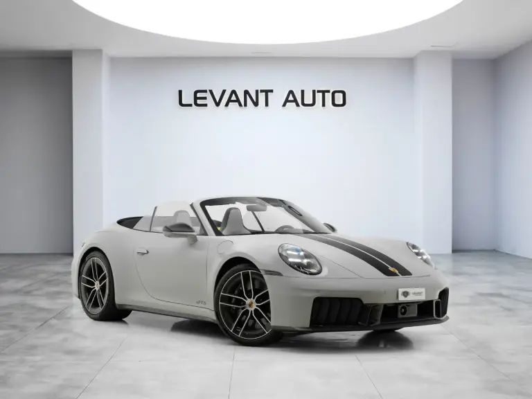 2025 Porsche 911 Carrera GTS