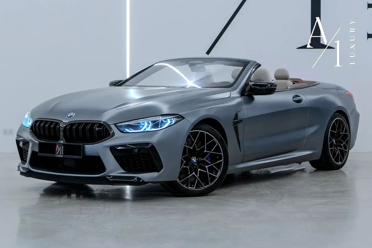 2020 BMW M8 photo 2
