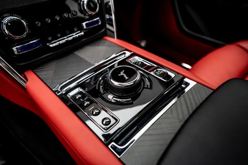 2020 Rolls-Royce Cullinan photo 4