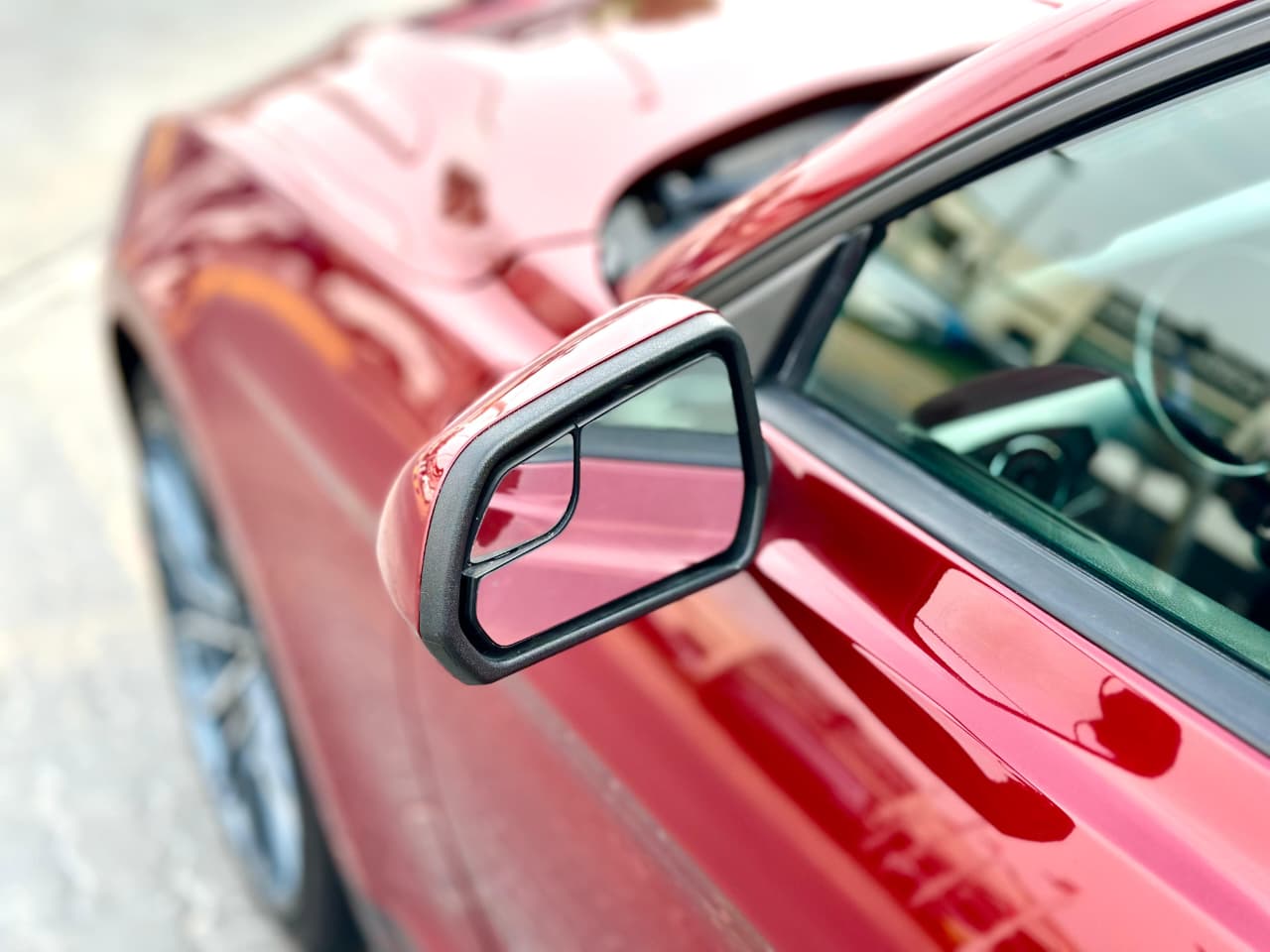 2019 Ford Mustang photo 5