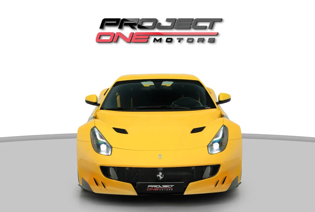 2016 Ferrari F12