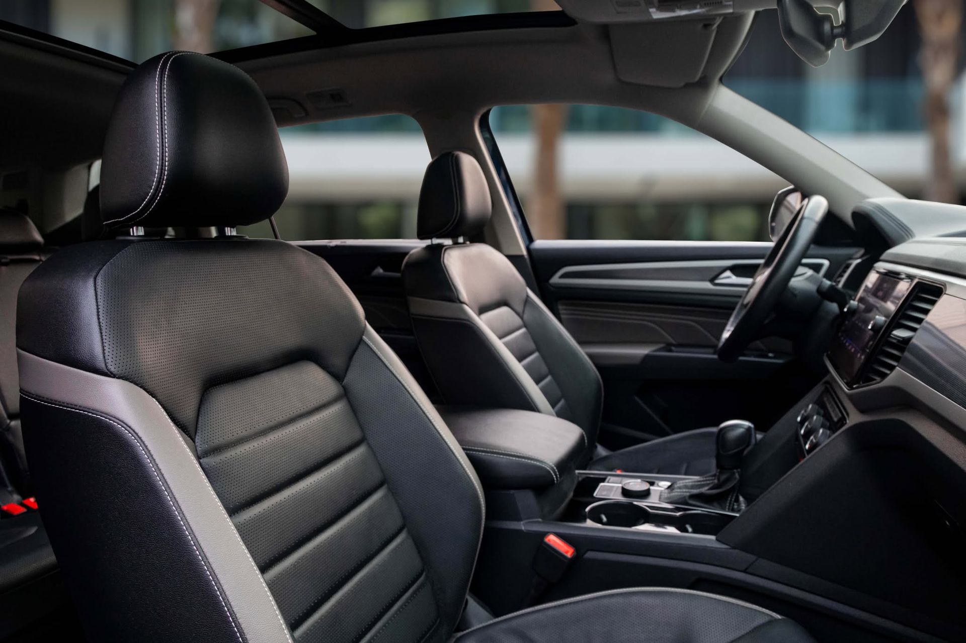2021 Volkswagen Teramont photo 4