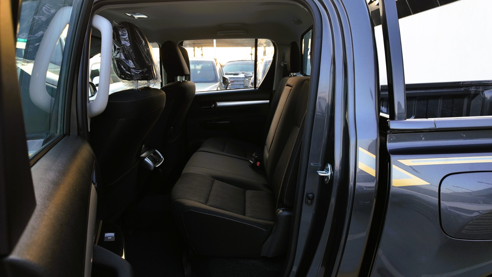 2026 Toyota Hilux Double Cab photo 4