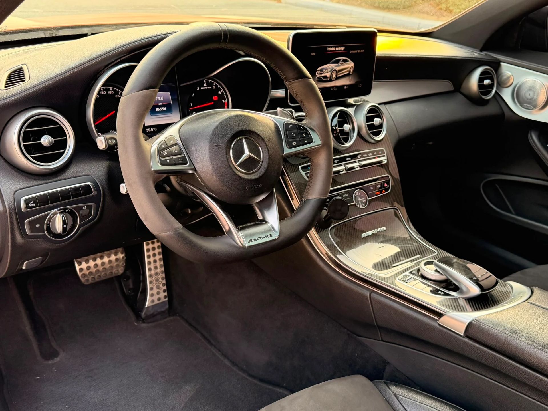 2016 Mercedes-Benz C-Class photo 2