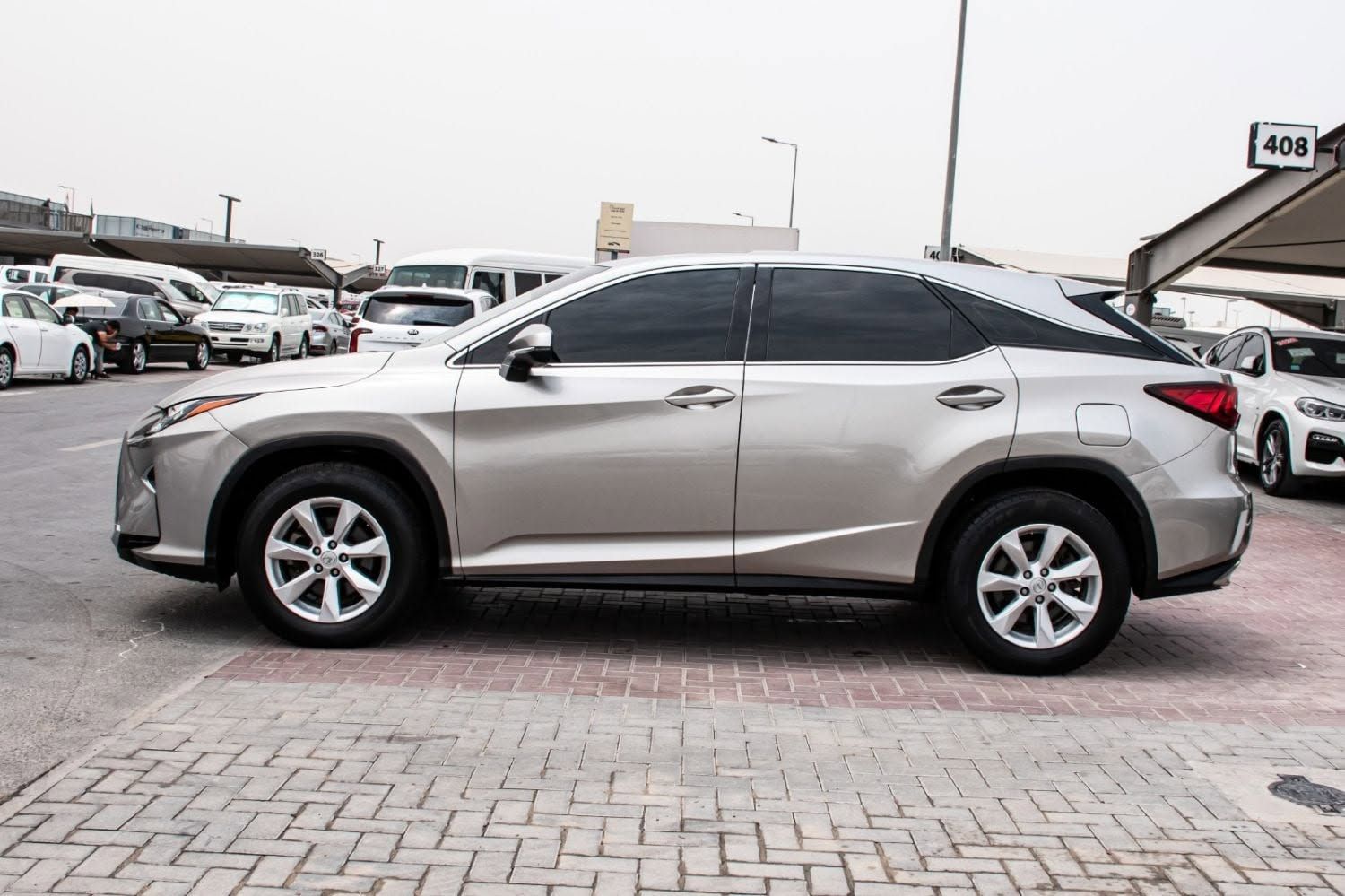 2017 Lexus RX 350h Premier photo 2