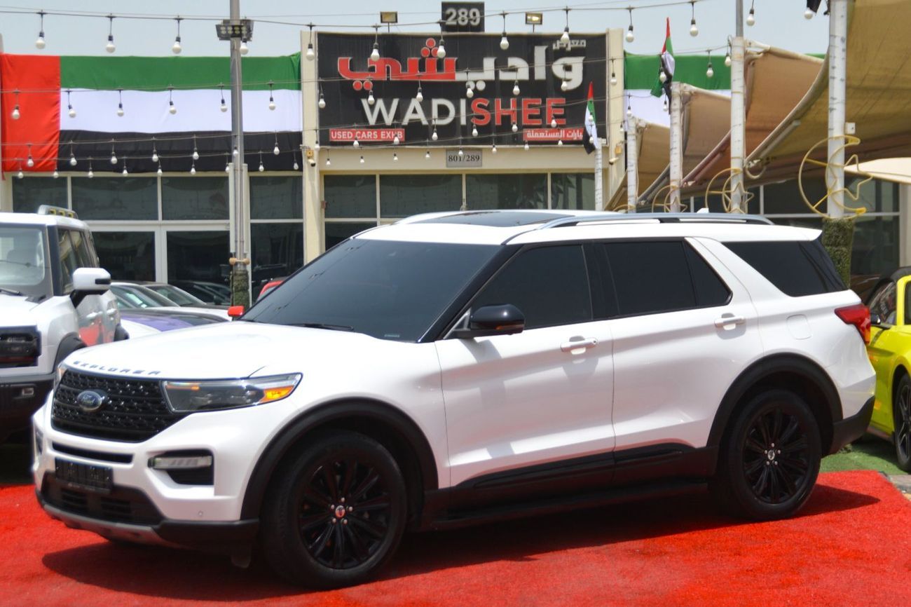 2020 Ford Explorer