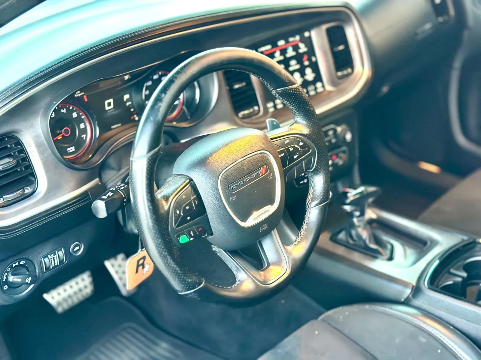 2019 Dodge Charger photo 5