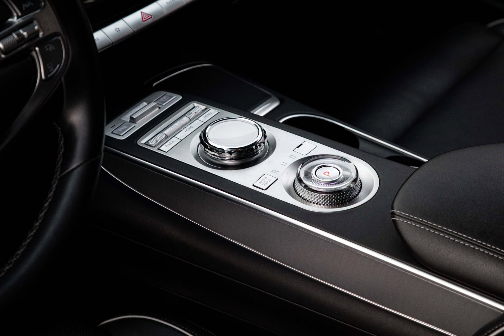2022 Genesis GV70 photo 4