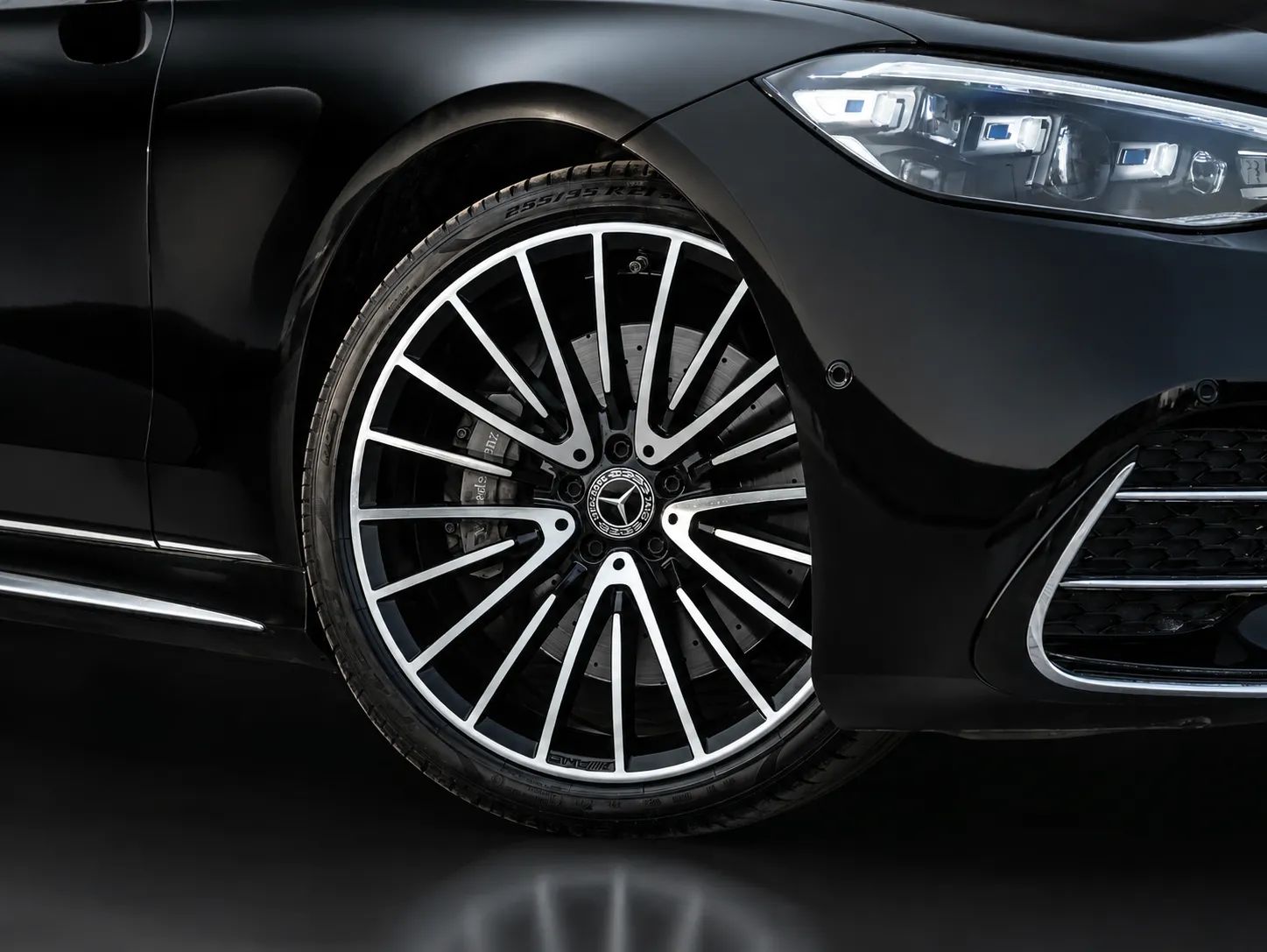 2021 Mercedes-Benz S-Class photo 2
