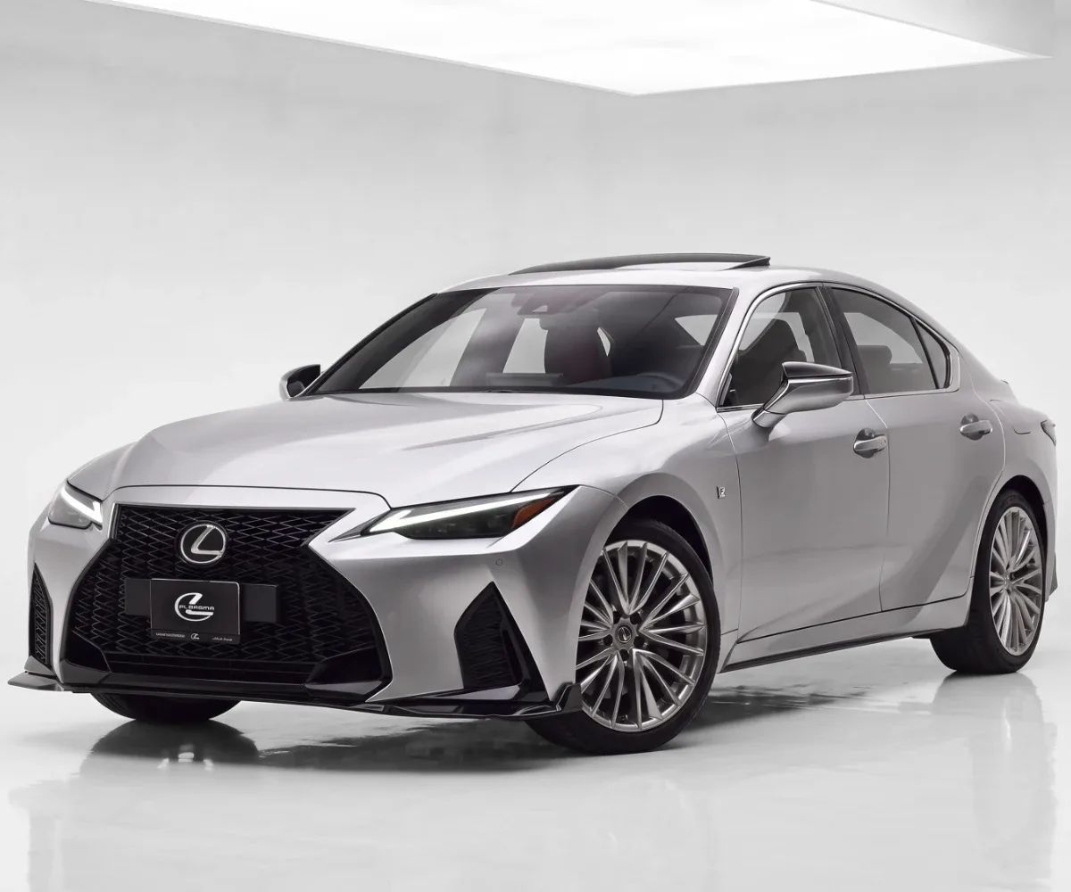 2023 Lexus IS350