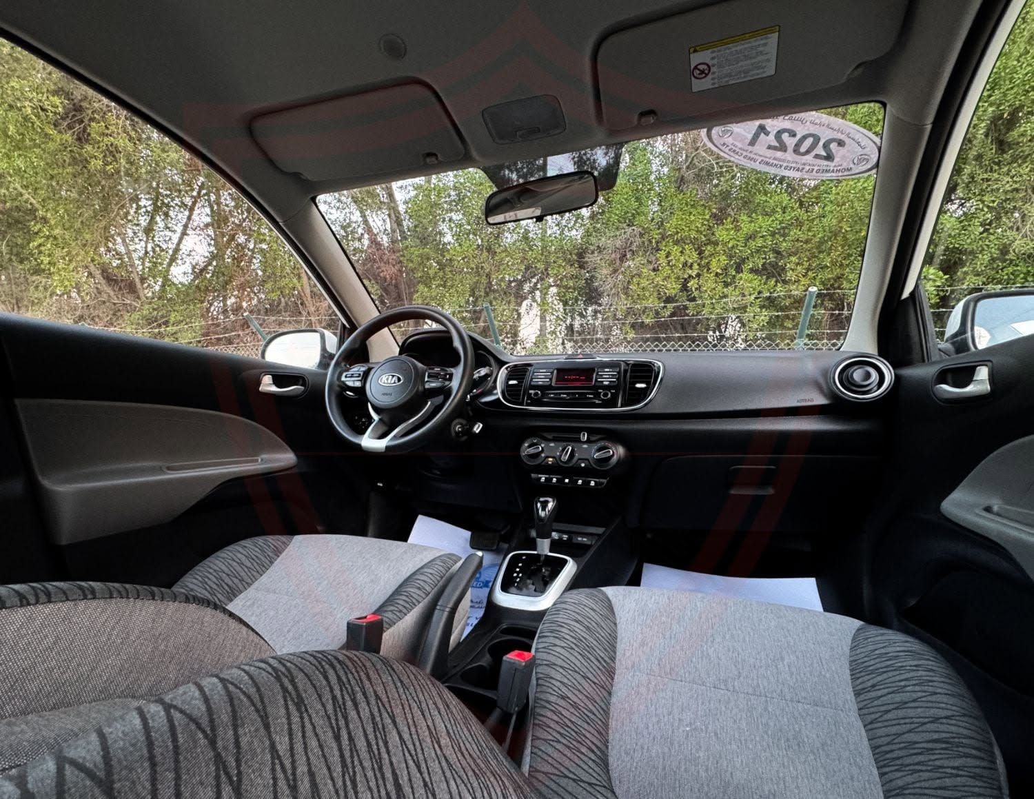 2021 Kia Pegas photo 2