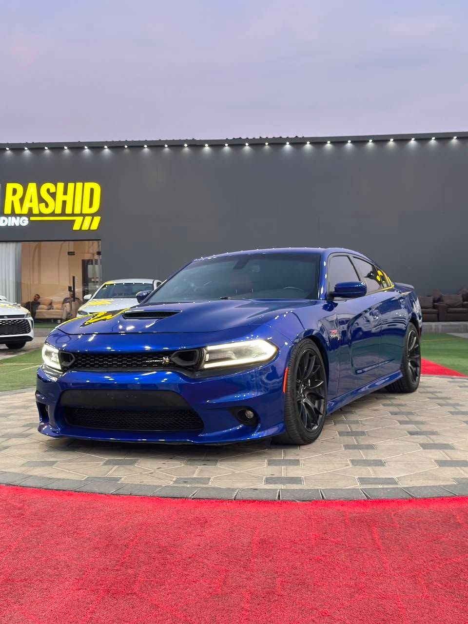 2019 Dodge Challenger photo 2