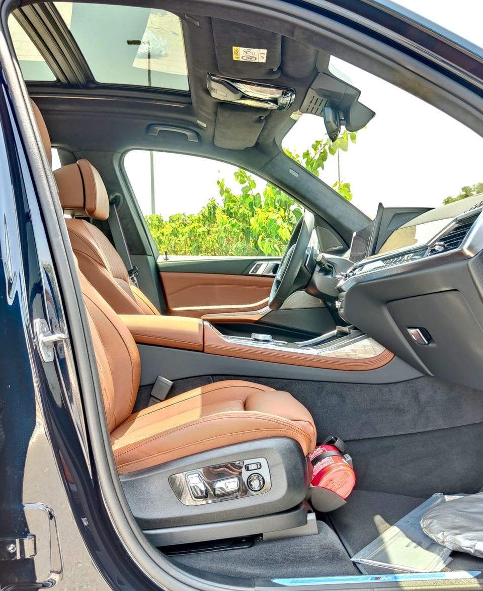 2026 BMW X7 photo 3