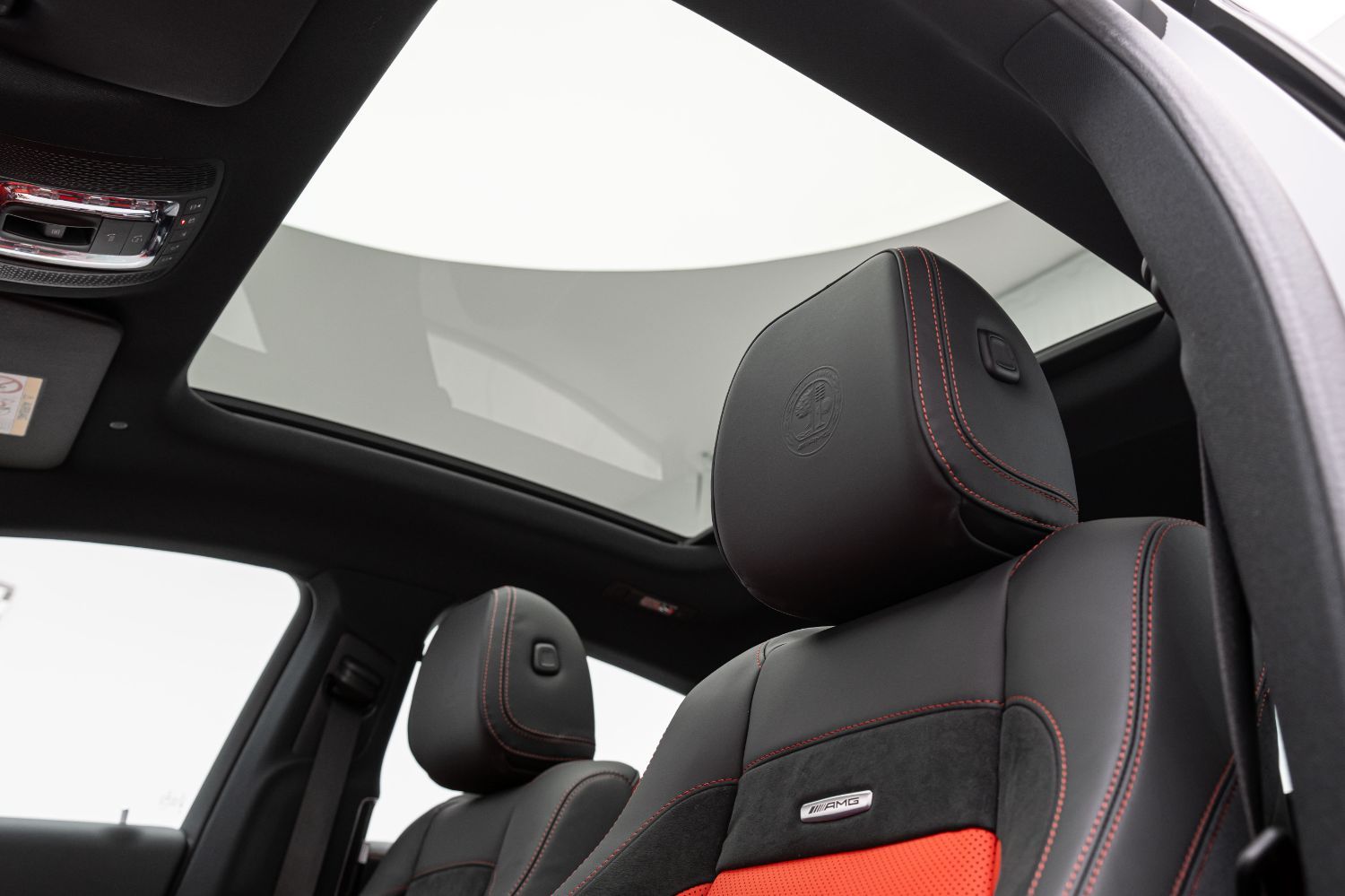 2025 Mercedes-Benz GLE photo 4
