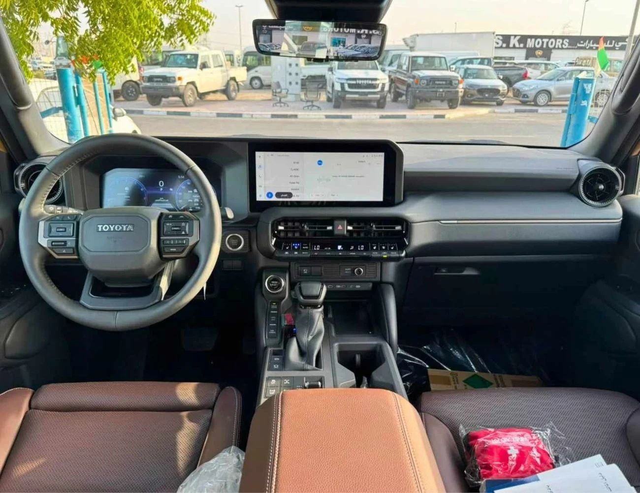 2025 Toyota Prado photo 3