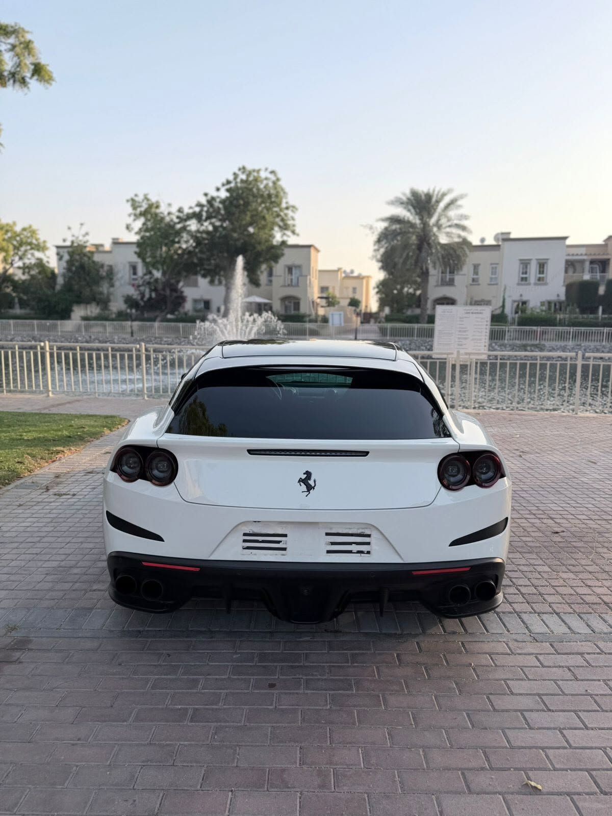 2018 Ferrari GTC4Lusso photo 5