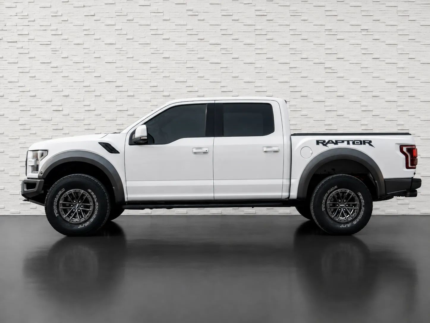 2020 Ford F-150 photo 2