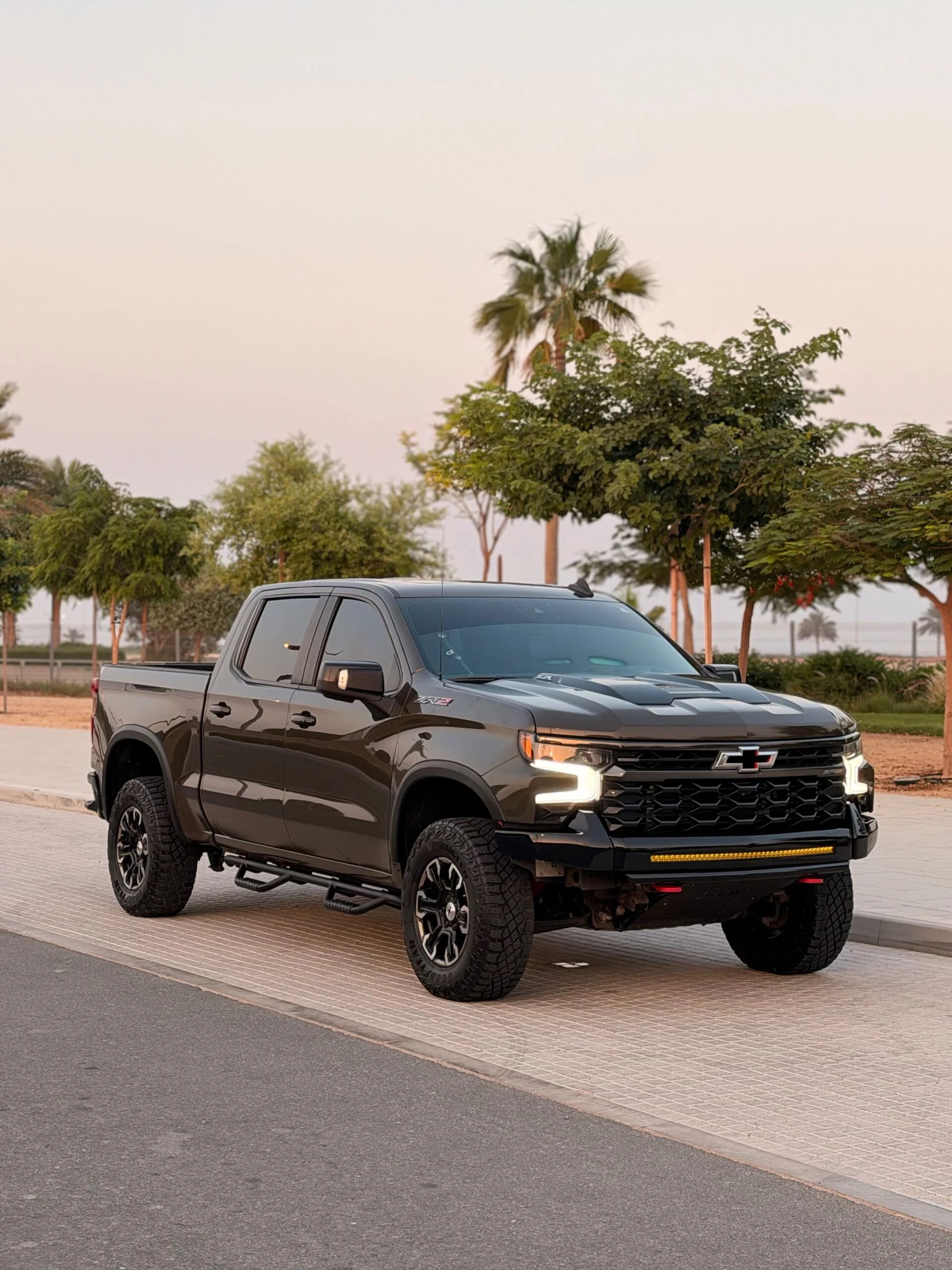 2023 Chevrolet Silverado ZR2 photo 2