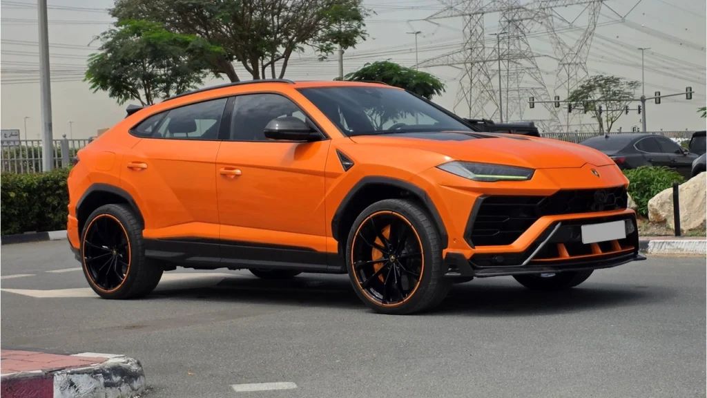 2019 Lamborghini Urus photo 2
