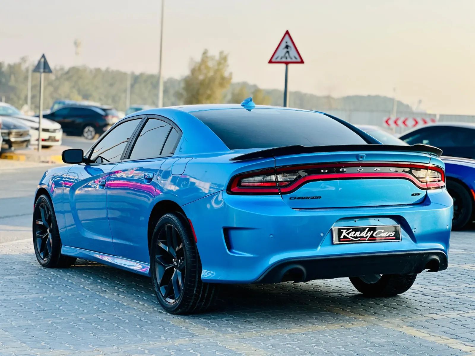 2019 Dodge Charger photo 5
