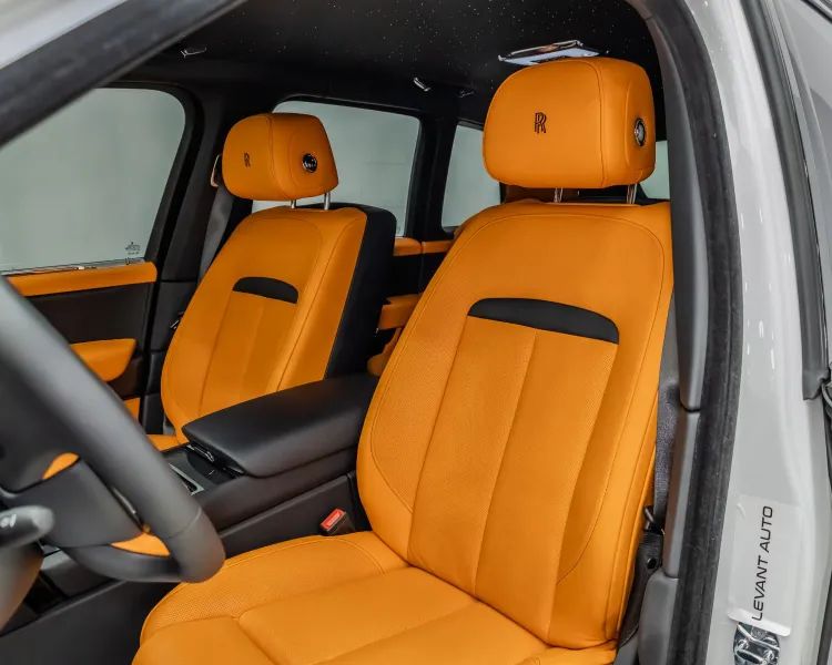 2022 Rolls-Royce Cullinan photo 3